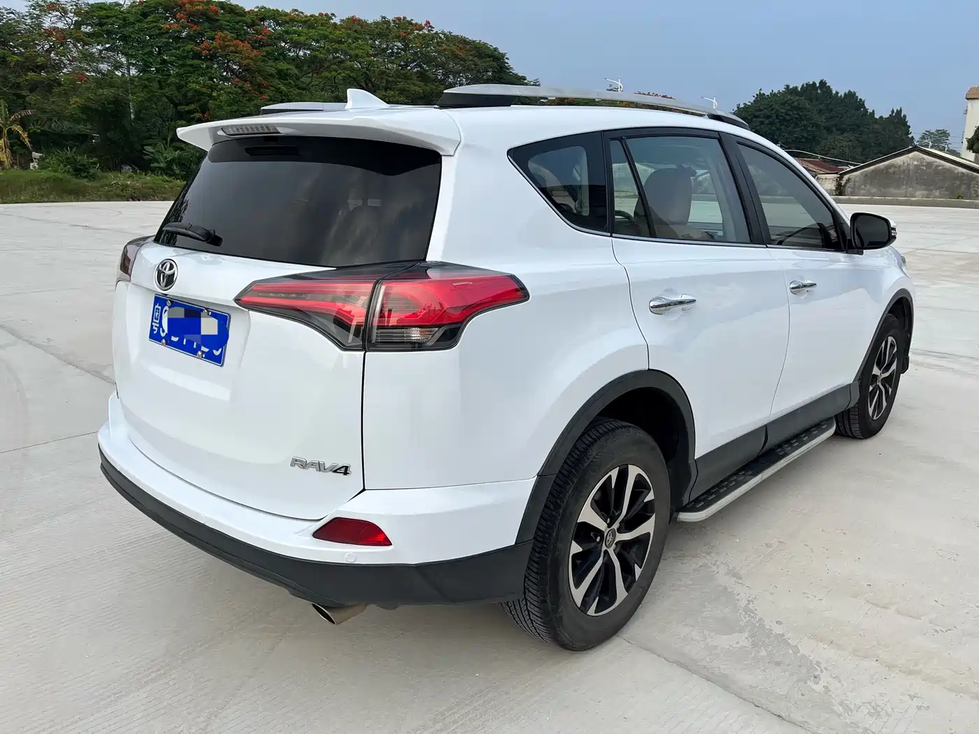 Toyota RAV4 Rongfang 2016 2.0L CVT 2WD Trend (China V) фото 6