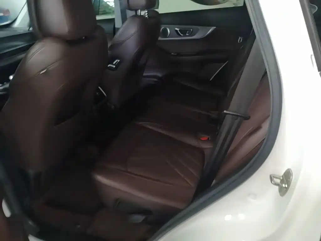 Chery Tiggo 8 PRO 2023 2022 290T 2WD Vast Version 5-Seater