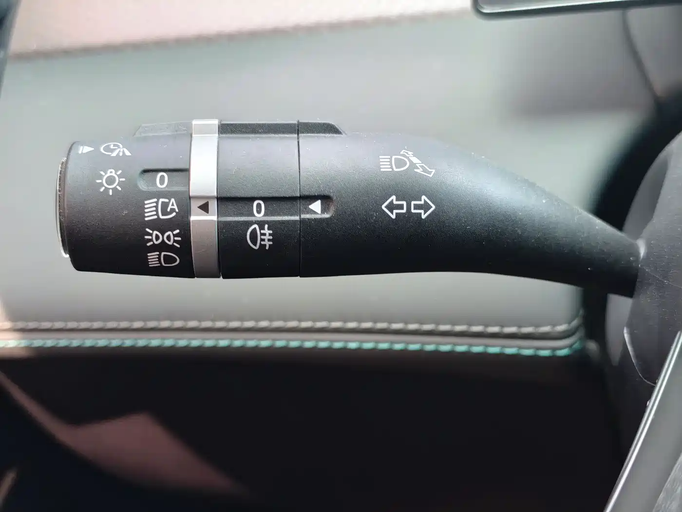 BYD Qin PLUS 2025 DM-i Smart Drive 55KM Leader фото 13