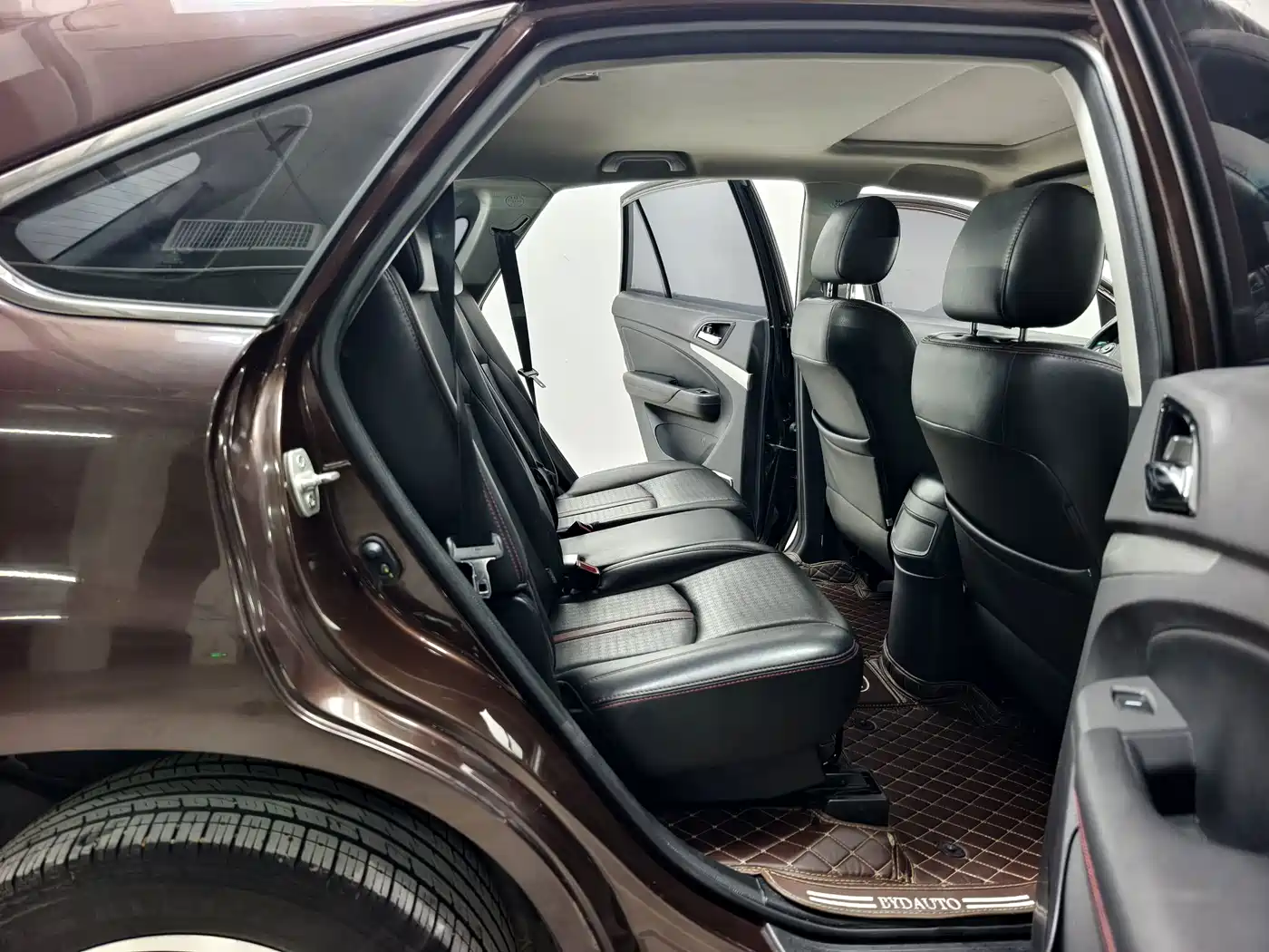 BYD S7 2015 2015 2.0T Automatic Flagship Model