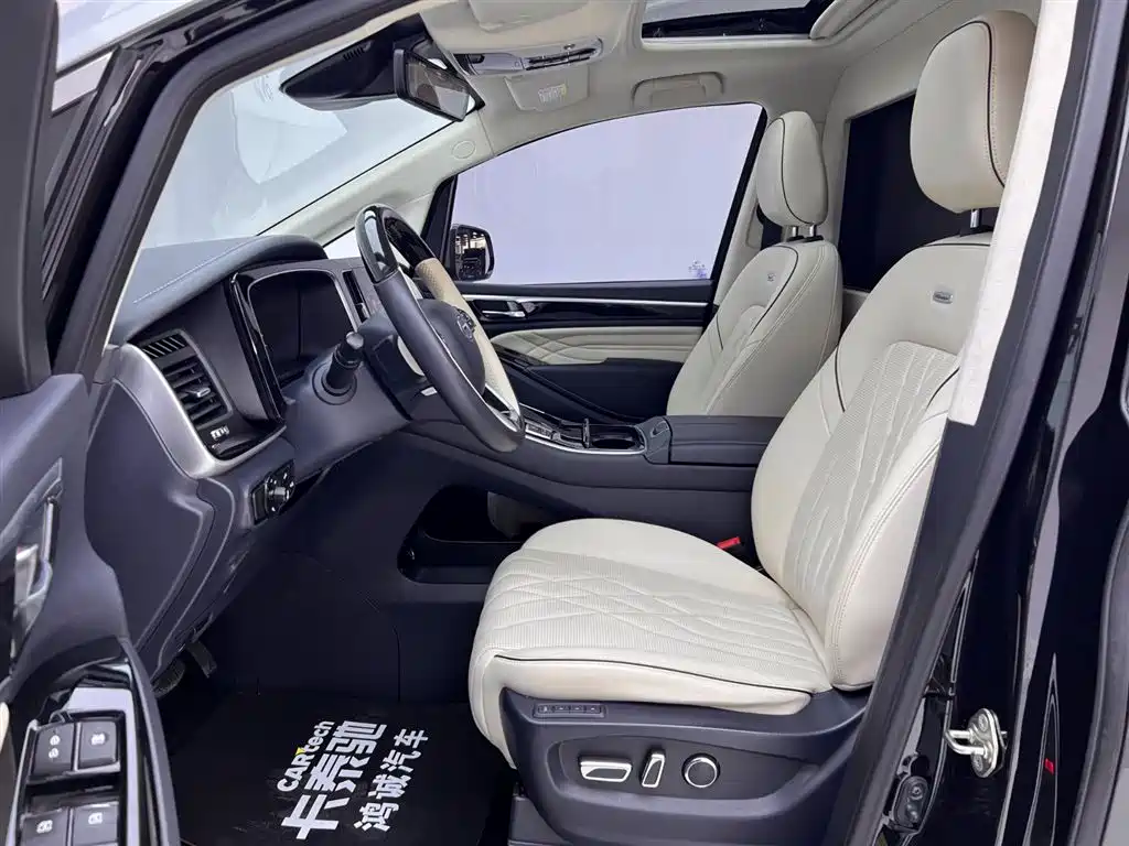 GAC Trumpchi Trumpchi M8 2023 Facelift Master Series 390T 4-seater Royal Premium Edition фото 16