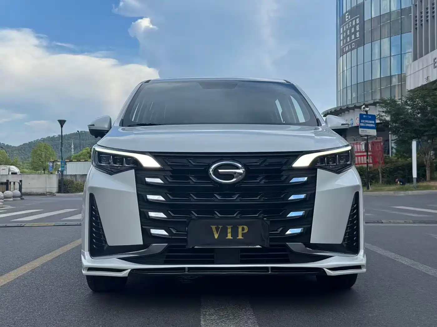 GAC Trumpchi Trumpchi M6 2025 2023 PRO 270T DCT Luxury Edition