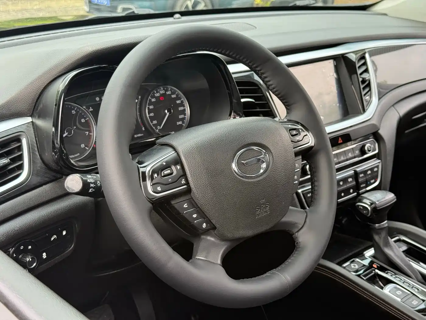 GAC Trumpchi Trumpchi GS7 2017 320T 2WD Luxury Smart Connect фото 18