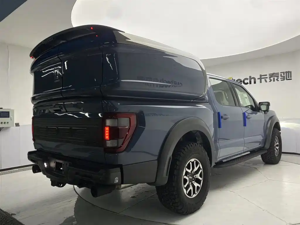 FORD F-150 RAPTOR