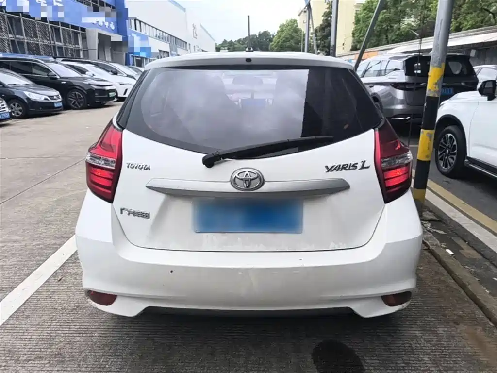 Toyota YARiS L Zhi Xuan 2016 Facelift 1.5E CVT Charming Edition фото 6