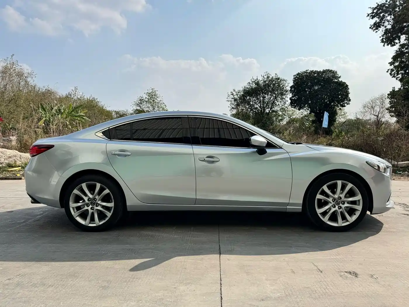 Mazda Atenza 2015 2.5L Skyactiv Prestige Edition фото 4