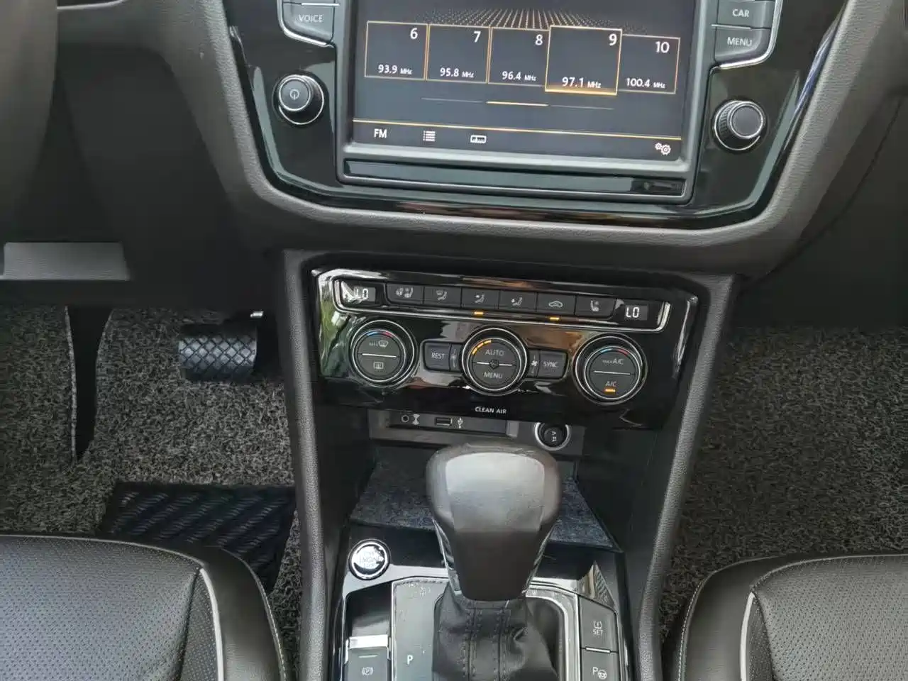Volkswagen Tiguan L 2017 380TSI Automatic 4WD Flagship Edition фото 13