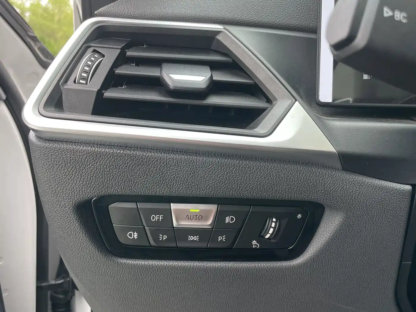 BMW 3 Series 2023 320Li M Sport Package фото 23