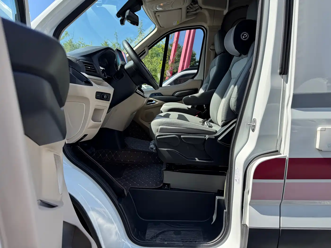 Maxus MAXUS V90 RV 2021 2021 2.0T Traveler V90 Self-contained Type B RV Flagship Version