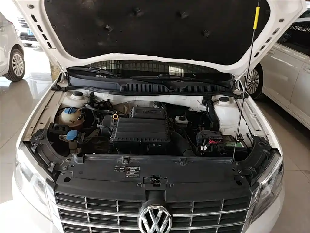 Volkswagen Lavida 2013 Facelift Classic 1.6L Automatic Comfort фото 20