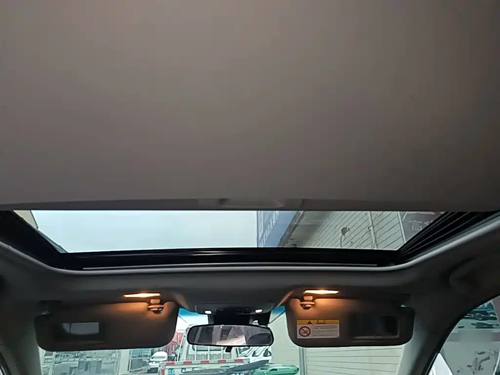 Toyota Camry 2021 2.0G Luxury Edition фото 18