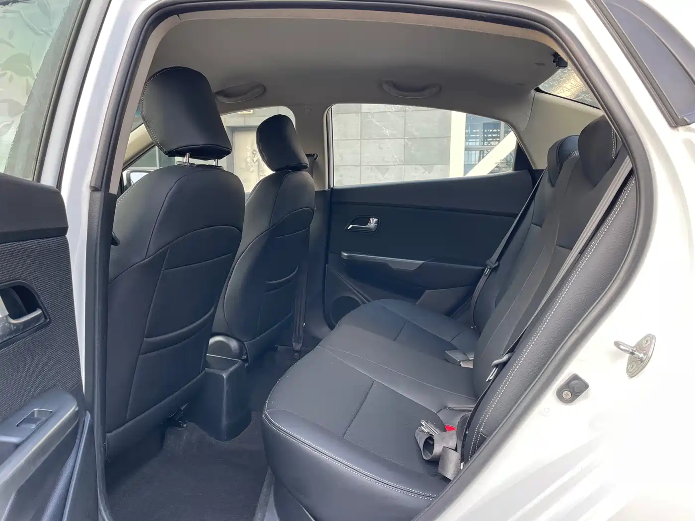 Kia K2 2015 Sedan 1.4L MT GLS фото 6