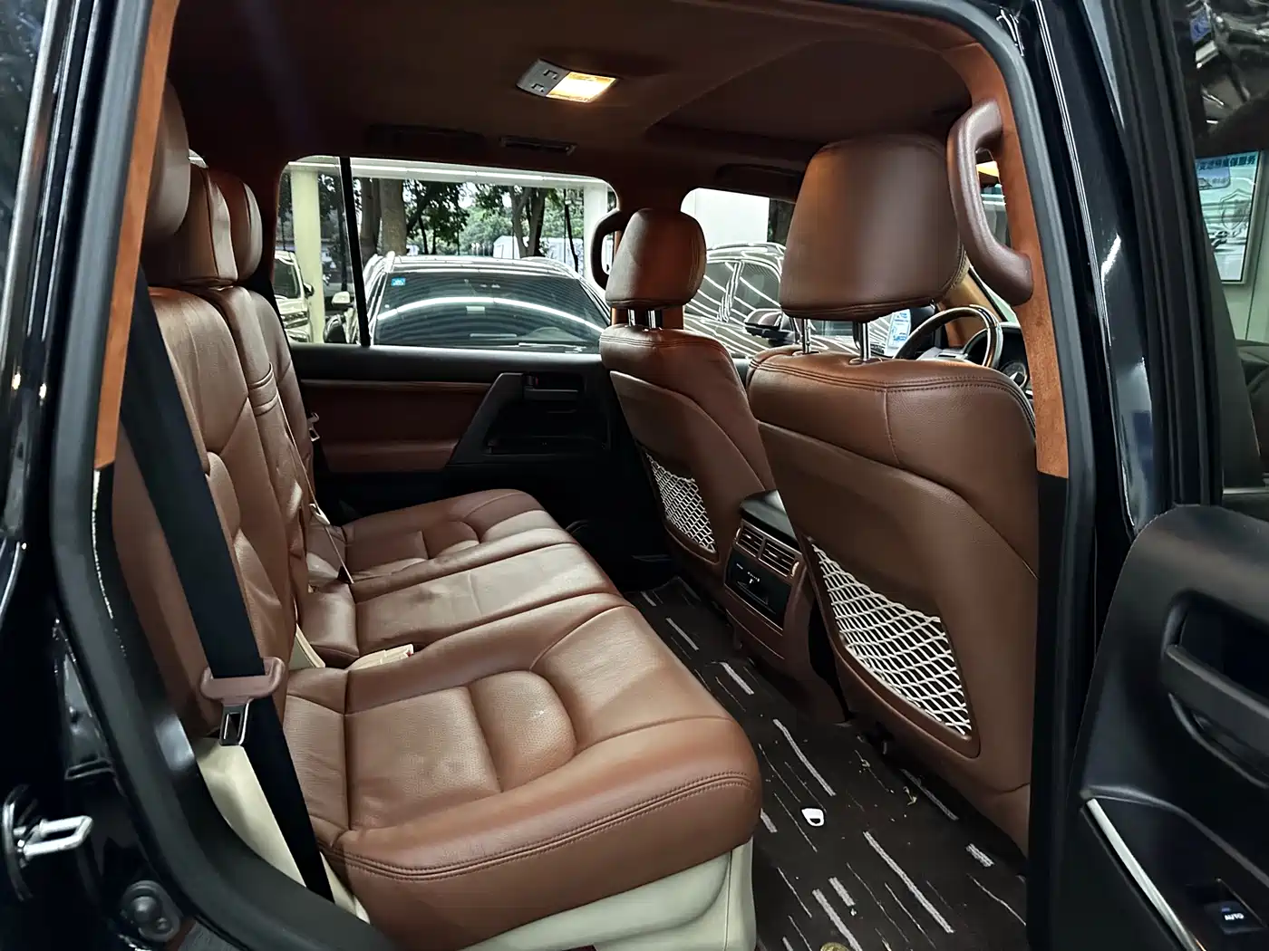 Toyota Land Cruiser (Import) 2019