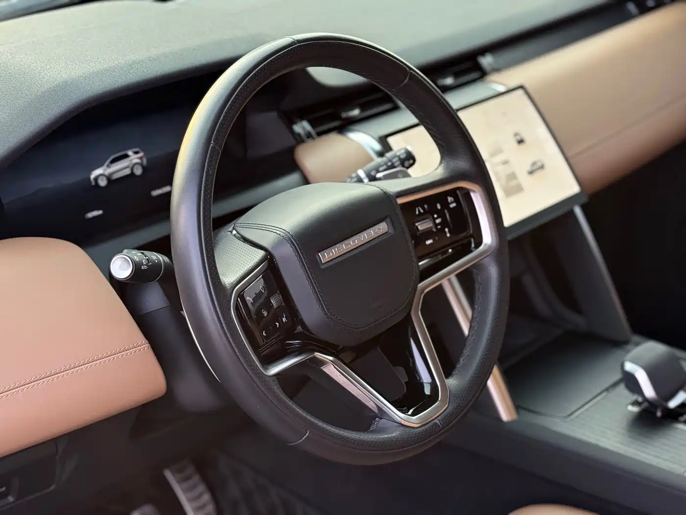 Land Rover Discovery Sport 2024 Luxury Custom Edition фото 8