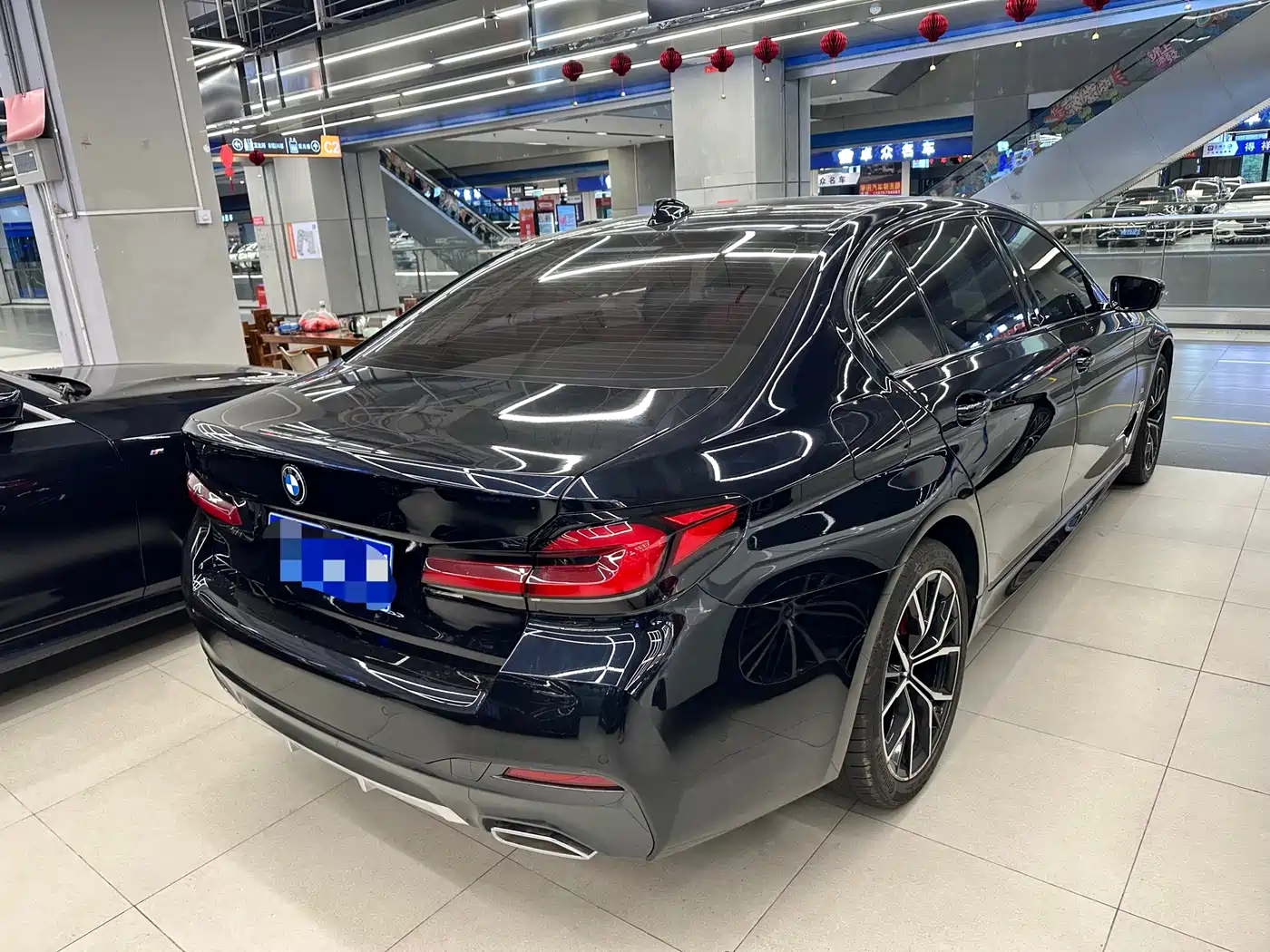 BMW 5 Series 2023 Facelift 530Li Premium M Sport Package фото 4