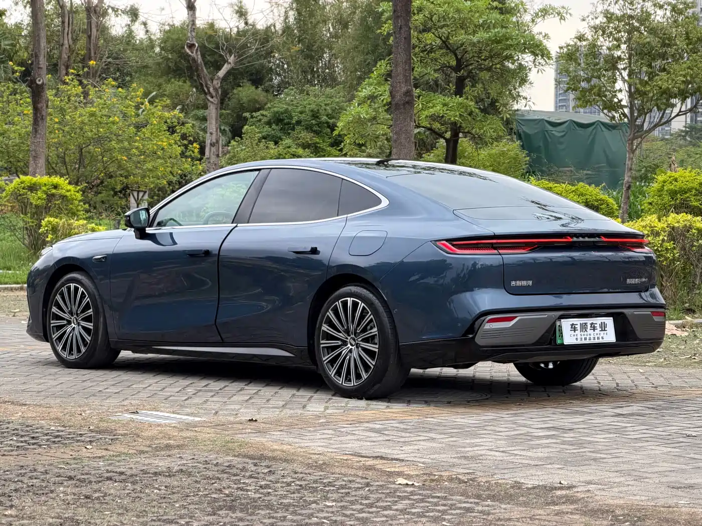 GEELY GALAXY GALAXY SPARKLE 8