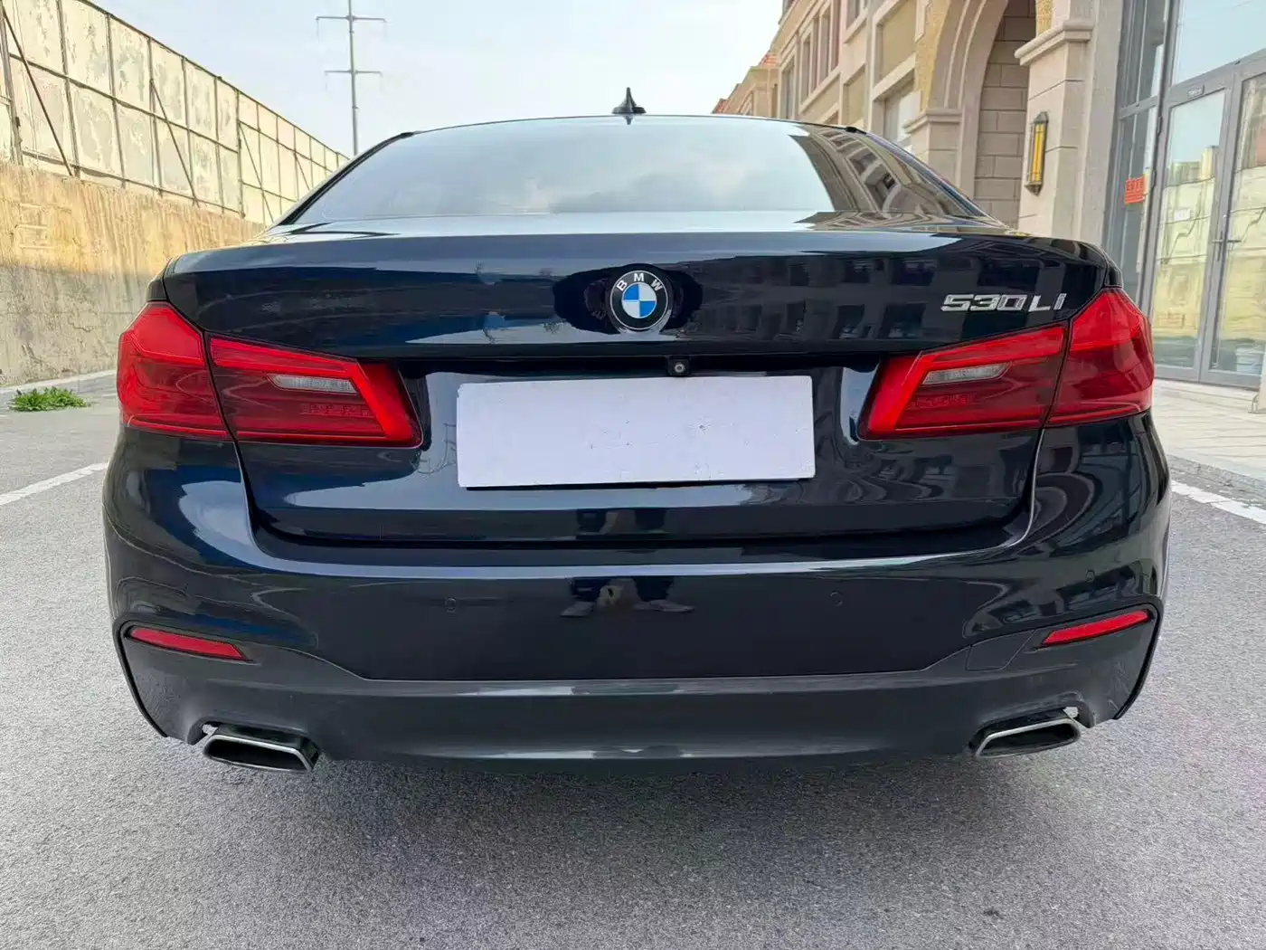 BMW 5 Series 2018 525Li M Sport Package фото 14