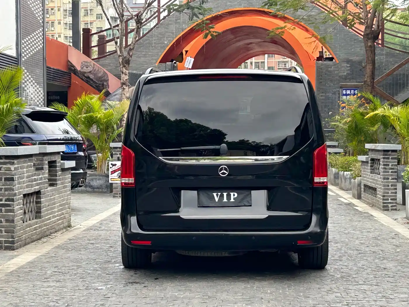 Mercedes-Benz V-Class 2022 V 260 Prestige Edition фото 12