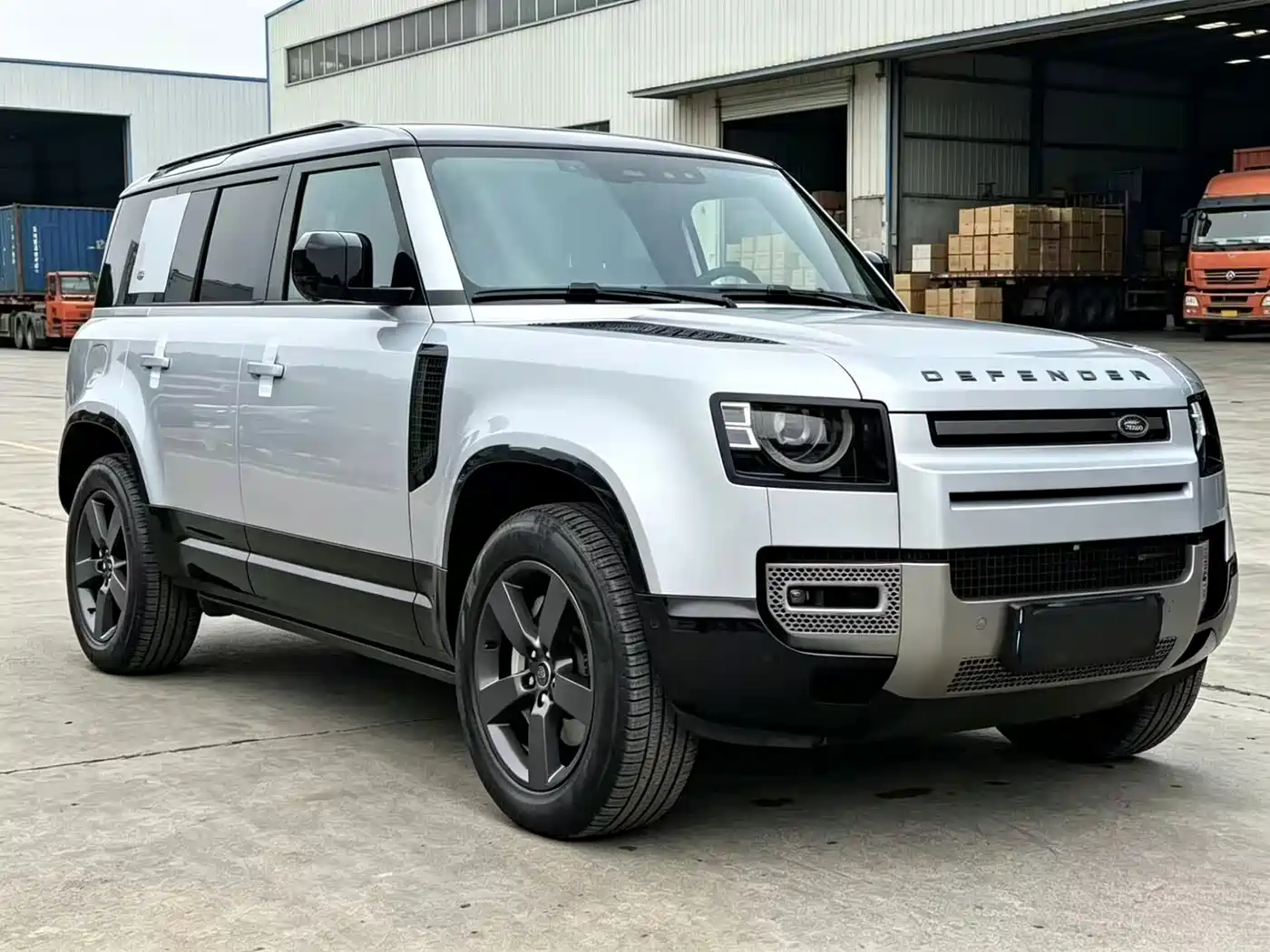 Land Rover Defender 2022 110 P400 X-DYNAMIC HSE фото 3