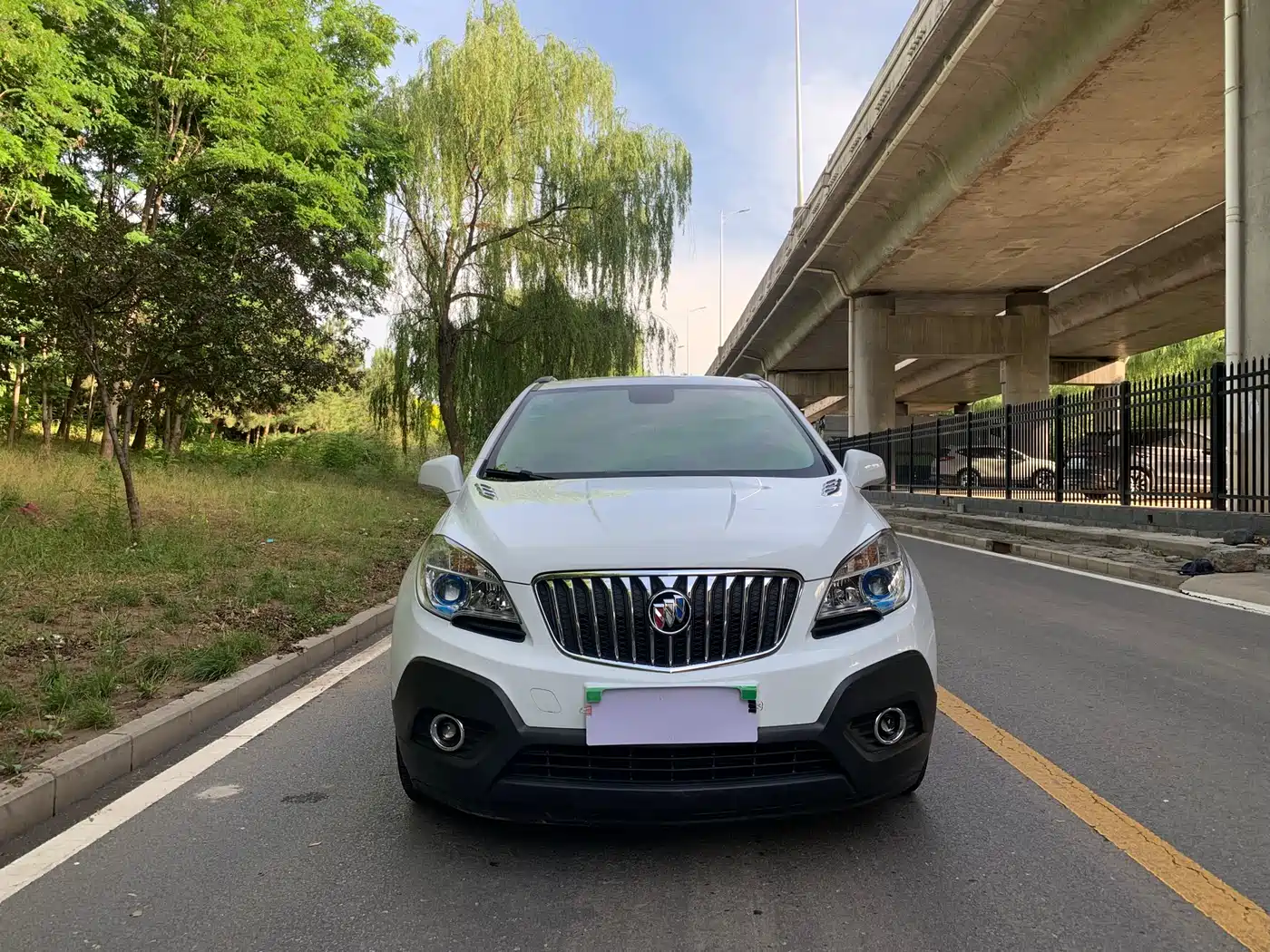 Buick Encore 2014 1.4T Automatic 2WD Urban Elite фото 2