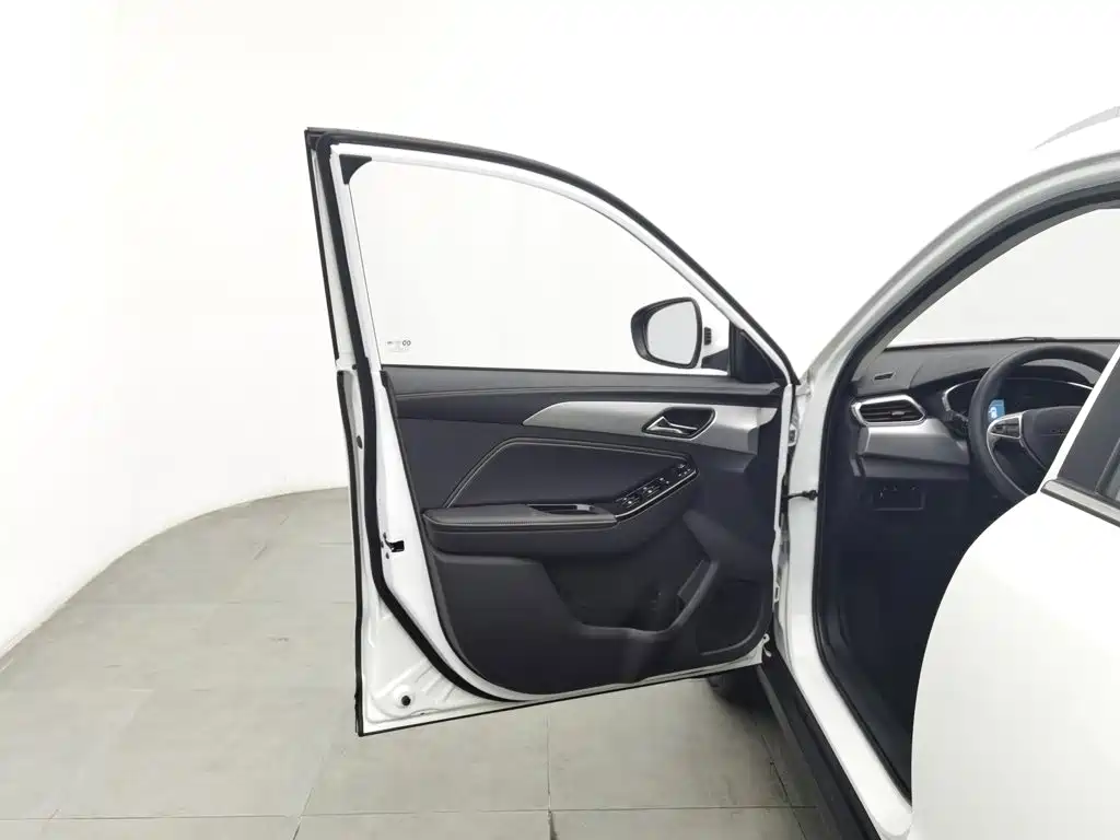 BAIC Beijing X3 2021 2019 1.5L Automatic Glory Edition