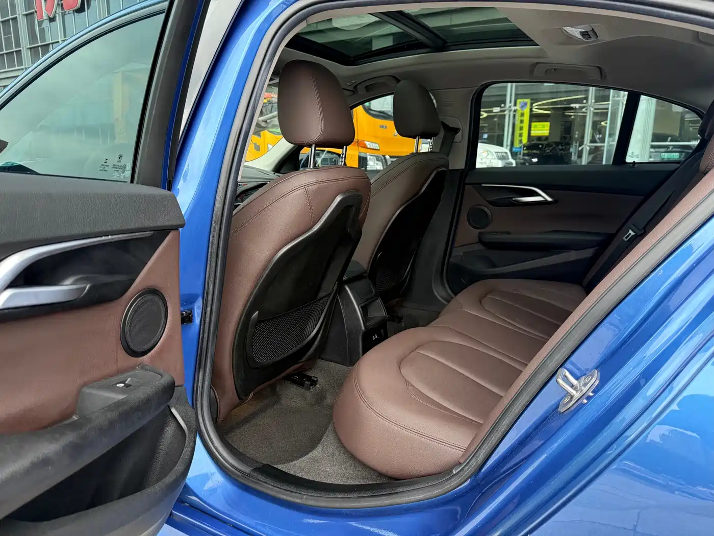 BMW 1 Series 2019 120i Leading M Sport Package фото 7