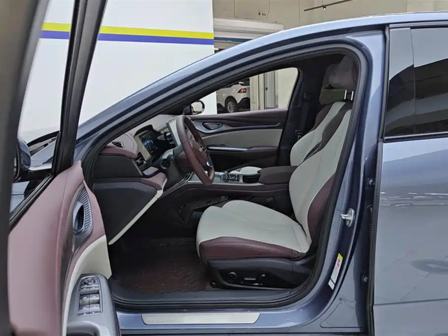 BYD Seal 2024 2023 DM-i 1.5T 121km Premium
