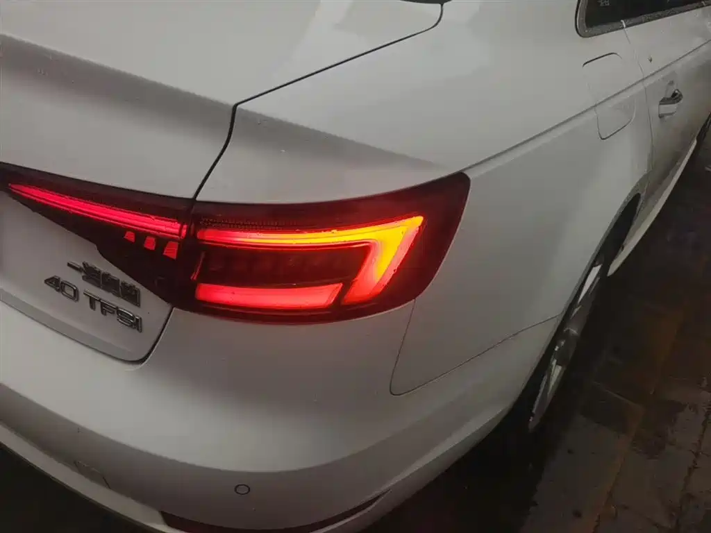 Audi A4L 2018 30th Anniversary 40 TFSI Progressive фото 8