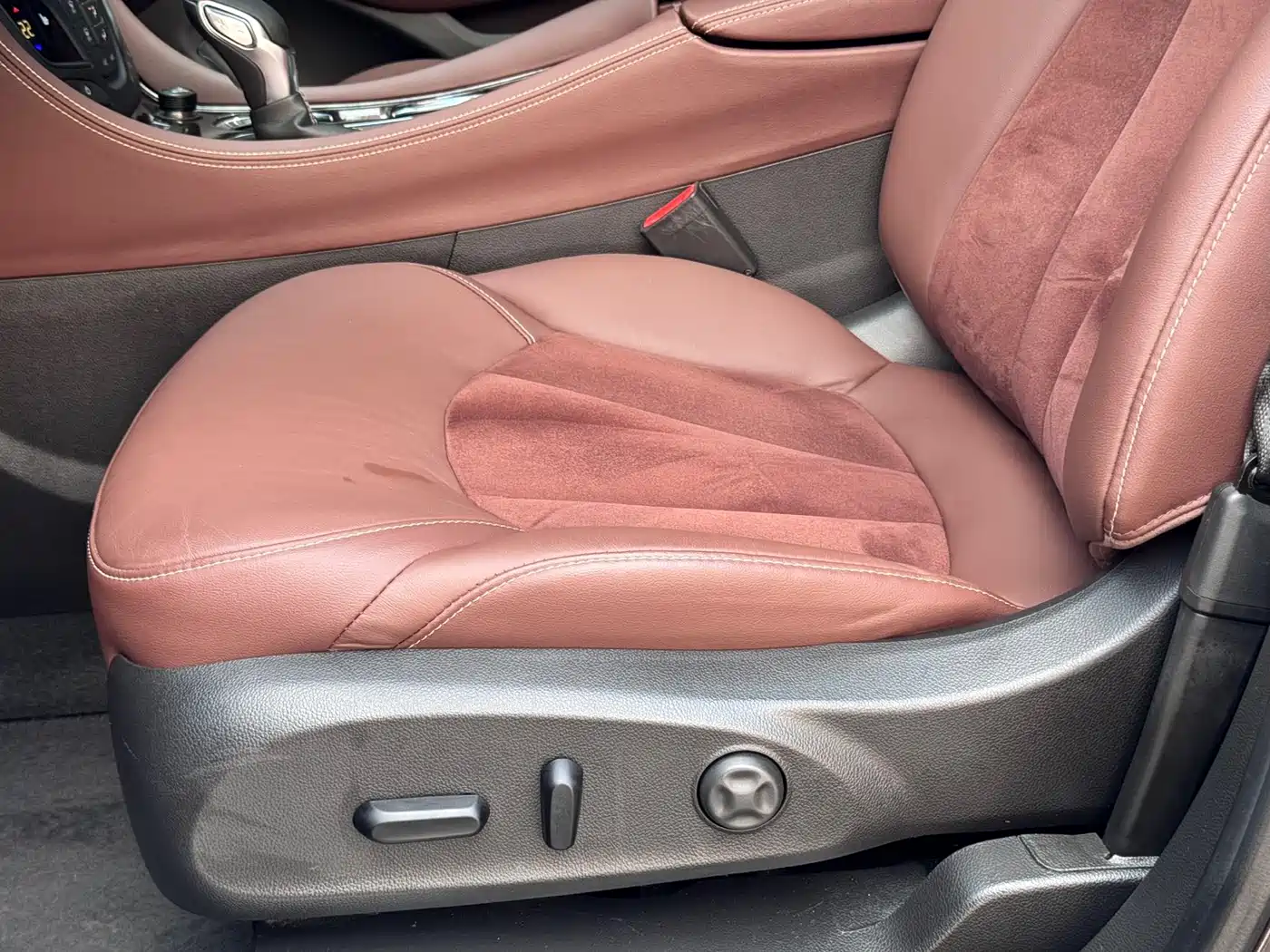Buick Envision Plus 2017 28T AWD Elite фото 14