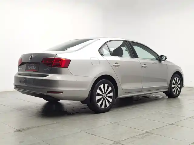 Volkswagen Sagitar 2017 1.6L Automatic Comfort — фото 2