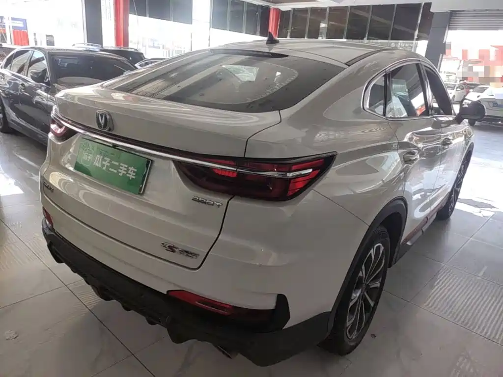 Changan CS85 COUPE 2021 2021 1.5T DCT Luxury