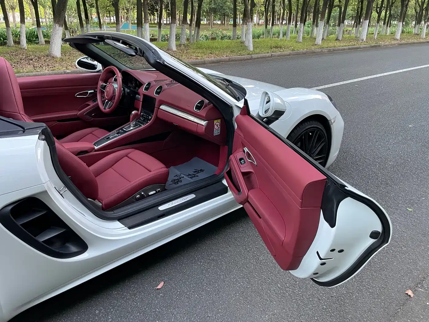 Porsche 718 2018 Boxster 2.0T фото 14