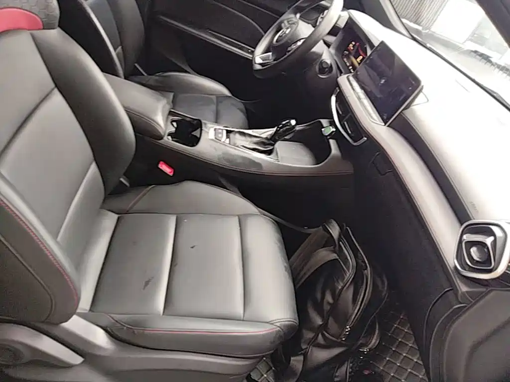 MG MG5 2024 2025 180DVVT Global Luxury Edition
