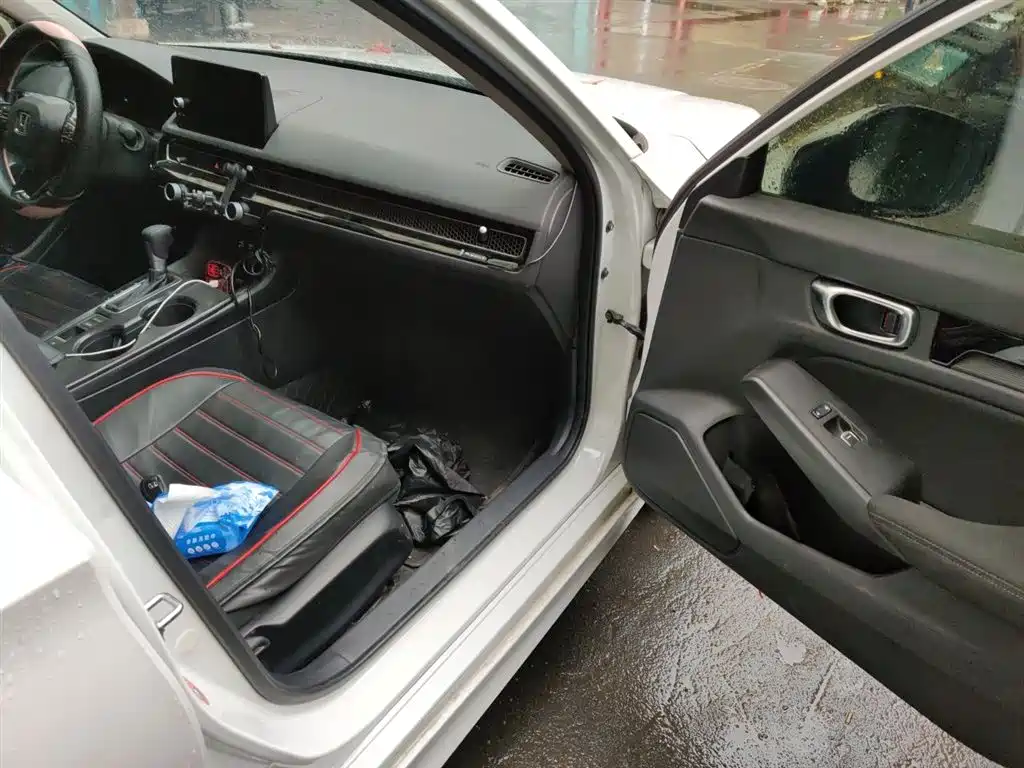 Honda Integra 2024 2023 240TURBO CVT Leading Edition