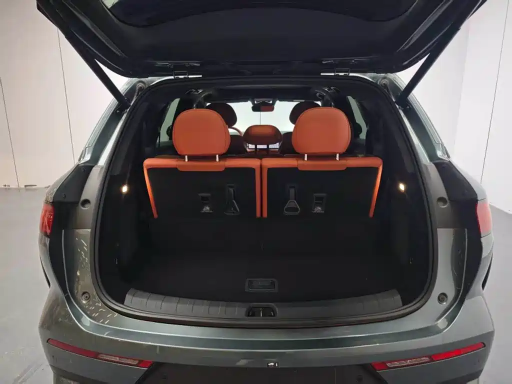 BYD Tang L 2025 2025 DM 175KM Drone Player Edition