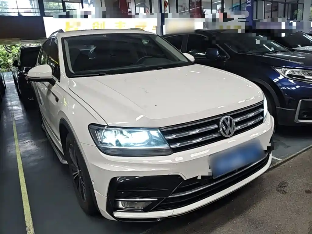 Volkswagen Tiguan L 2020 330TSI Auto 2WD Panorama Comfort China VI фото 4