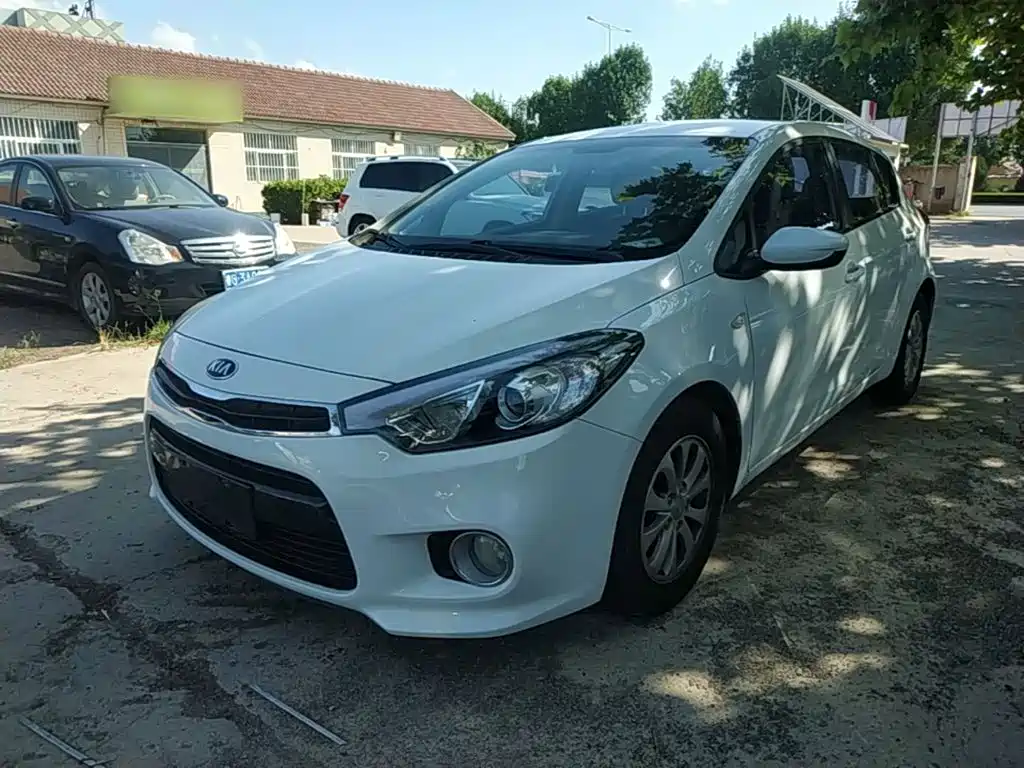 Kia K3S 2014 2014 1.6L Automatic GL