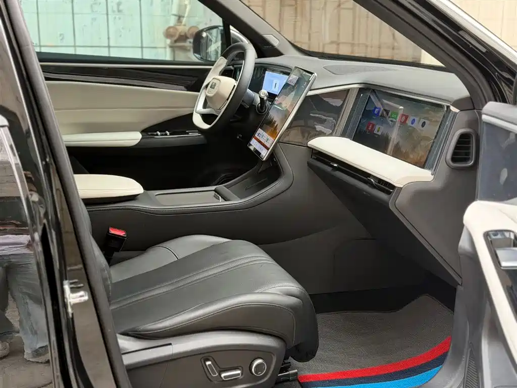 GEELY GALAXY GALAXY L7