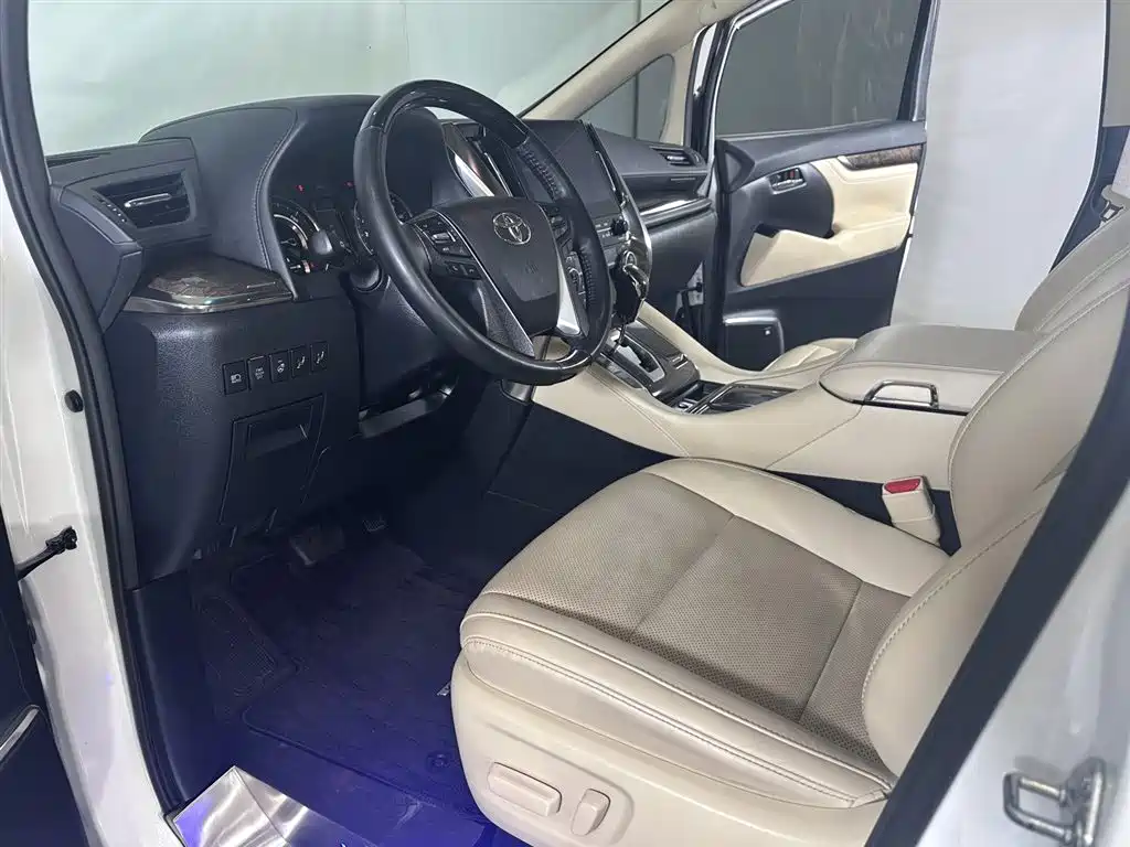 Toyota Vellfire 2023 Crown Hybrid 2.5L HV Premium фото 16
