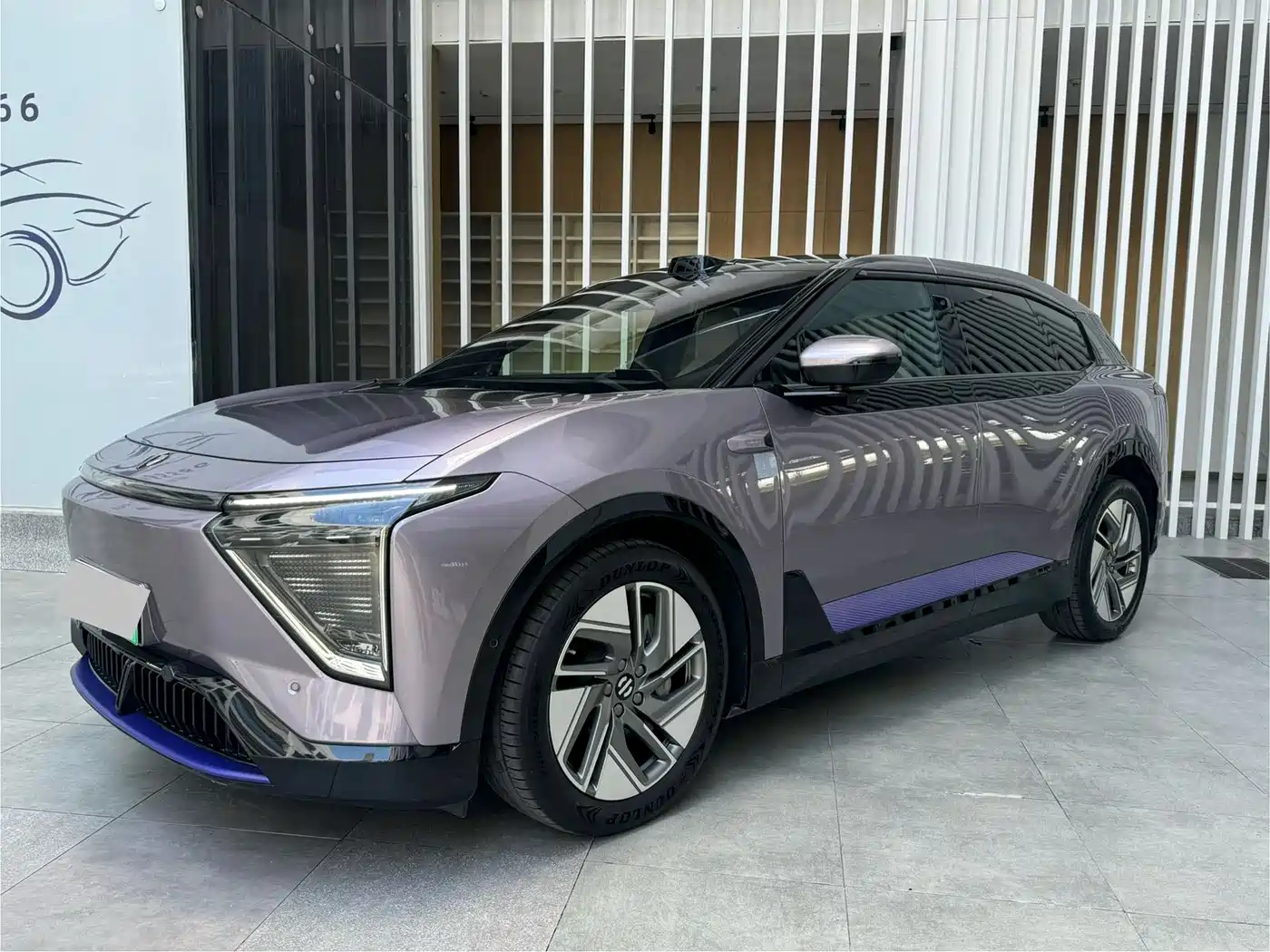 HiPhi Y 2023 765km Flagship Edition
