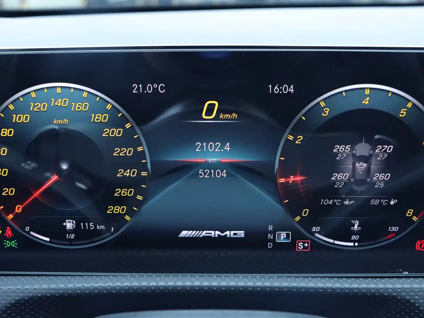 MERCEDES-BENZ CLA AMG