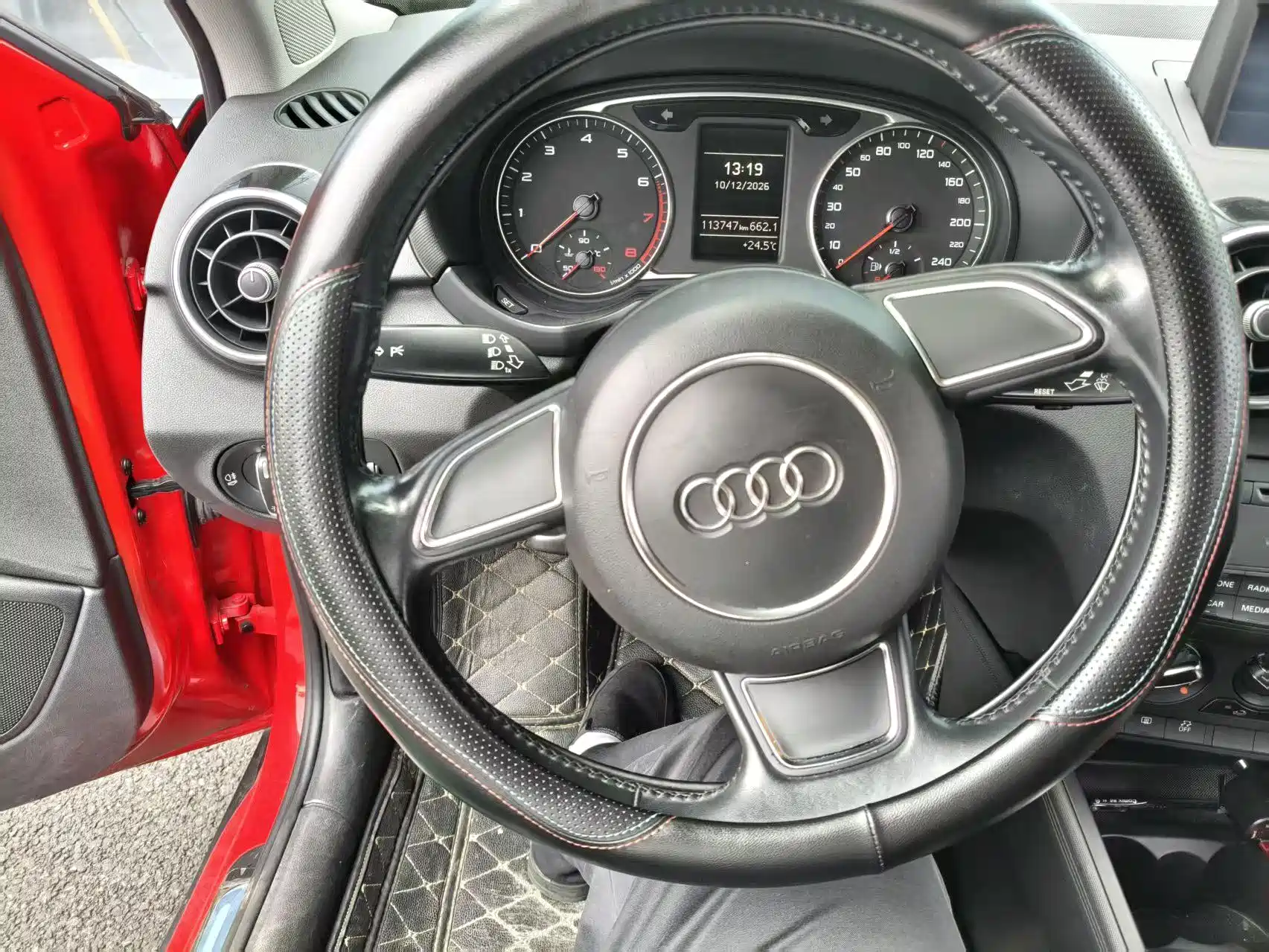 Фото 4 - Audi A1