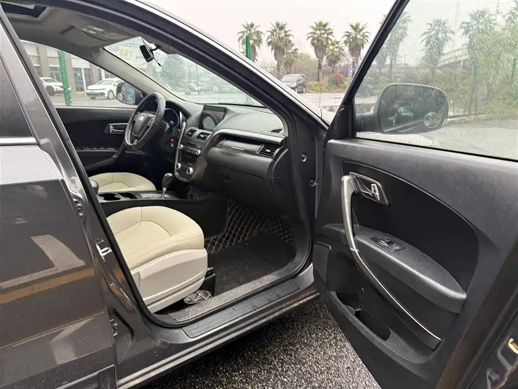 Besturn X80 2015 2015 2.0L Automatic Comfort Anniversary Edition