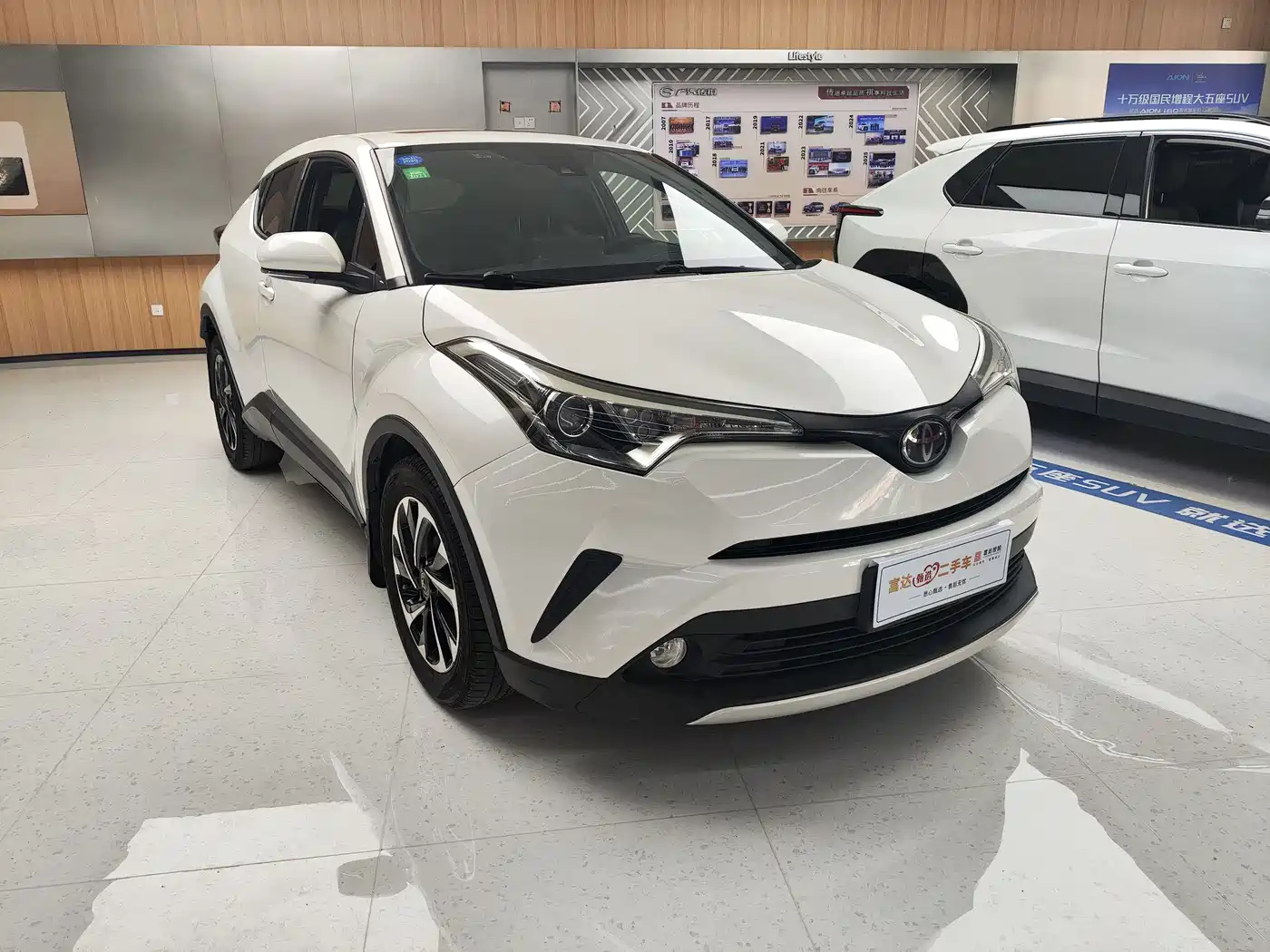 Toyota IZOA 2018 2.0L Speed Edition China VI фото 3
