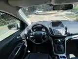Фото 9 - Ford Kuga