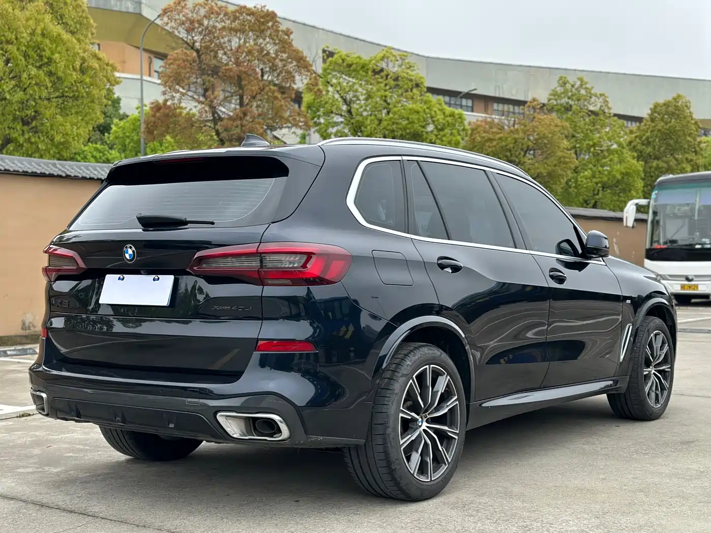 BMW X5 2022 xDrive 30Li Premium M Sport Package фото 6
