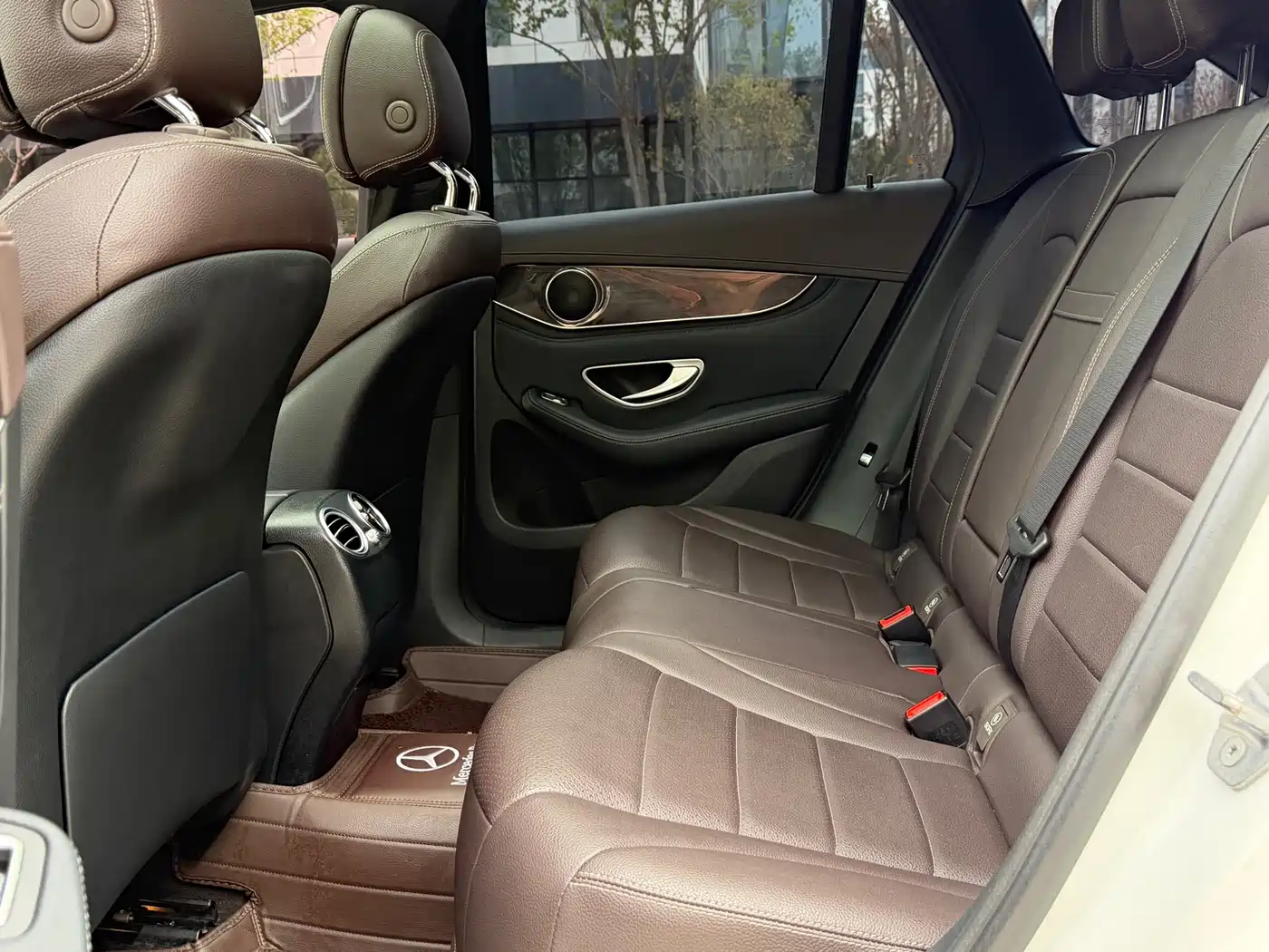 Mercedes-Benz GLC 2017 GLC 260 4MATIC Luxury фото 8
