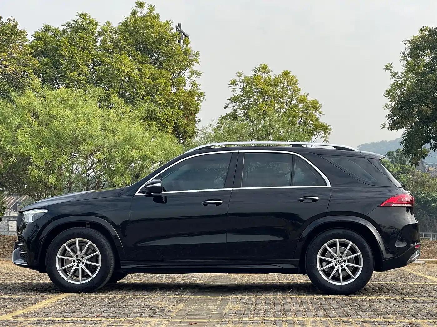 Mercedes-Benz GLE 2021 GLE 350 4MATIC Fashion фото 18