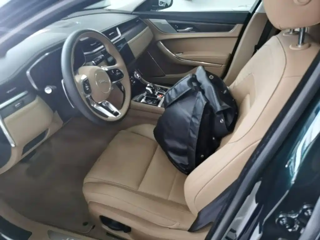 Jaguar XFL 2025 2024 2.0T P250 2WD Premium Luxury