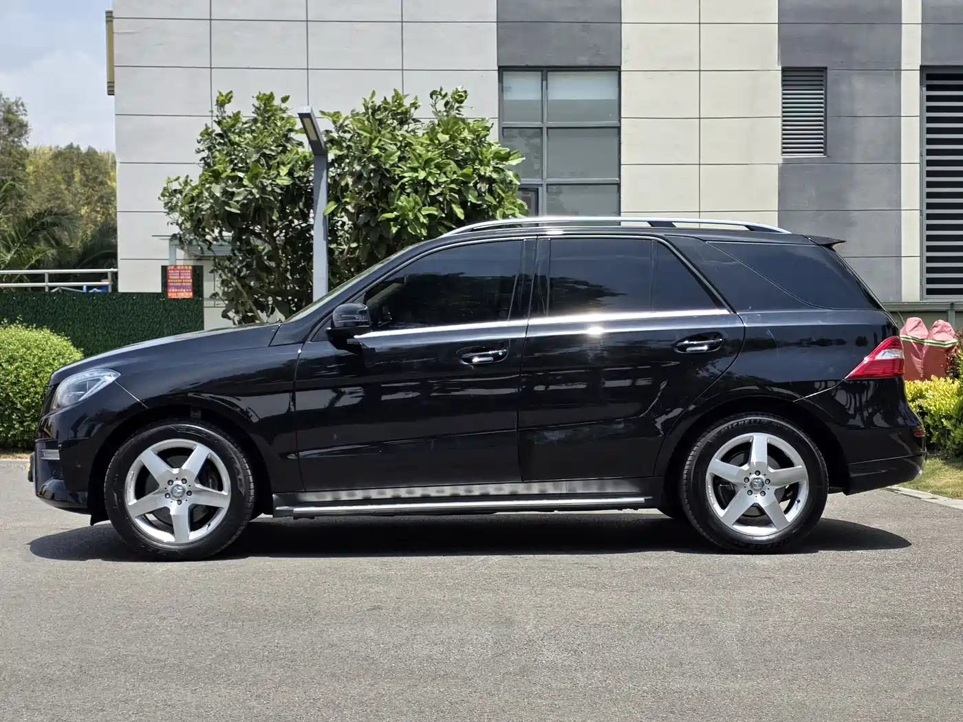 Mercedes-Benz M-Class 2014 ML 400 4MATIC Luxury фото 4